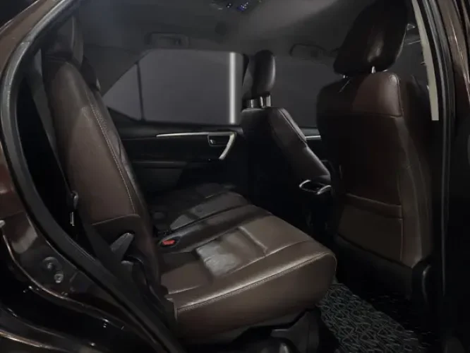 TOYOTA Hilux SW4 2.8 16V 4P SRX 4X4 7 LUGARES TURBO DIESEL AUTOM�TICO, Foto 9