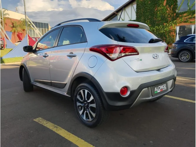 HYUNDAI HB 20 Hatch X 1.6 16V 4P STYLE FLEX AUTOM�TICO, Foto 3