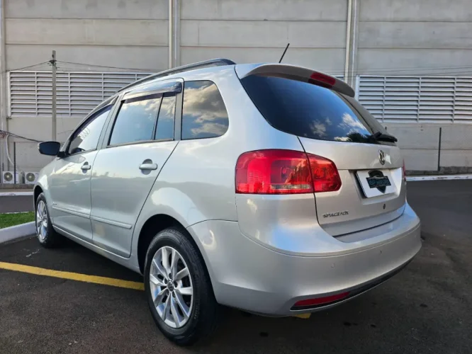 VOLKSWAGEN Space Fox 1.6 4P FLEX I-TREND, Foto 5