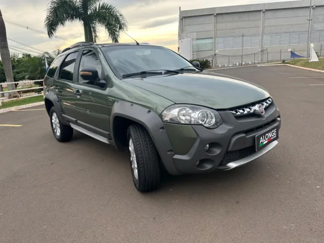 FIAT Palio Weekend 1.8 4P FLEX ADVENTURE LOCKER DUALOGIC AUTOMATIZADO, Foto 2
