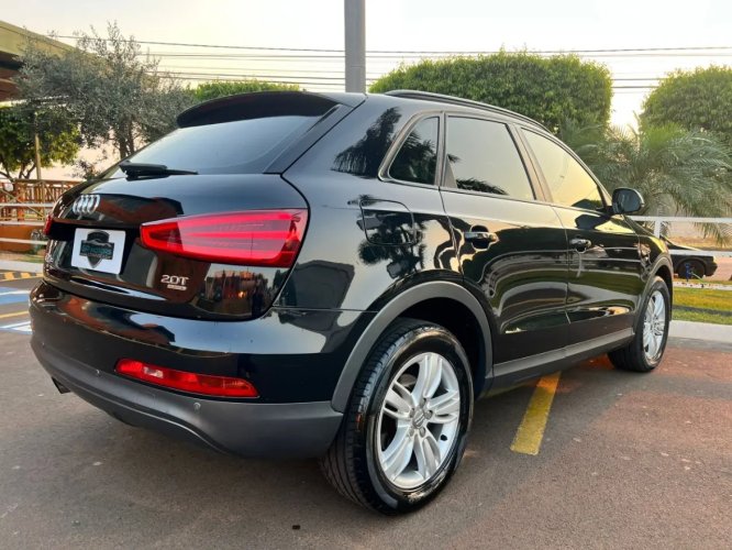AUDI Q3 2.0 4P TFSI AMBIENTE QUATTRO S-TRONIC AUTOM�TICO, Foto 4