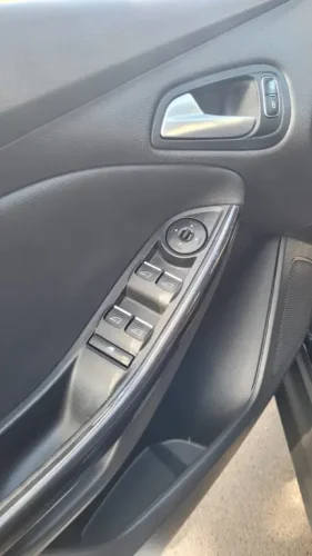 FORD Focus Sedan 2.0 16V 4P FLEX TITANIUM PLUS POWERSHIFT AUTOM�TICO, Foto 8