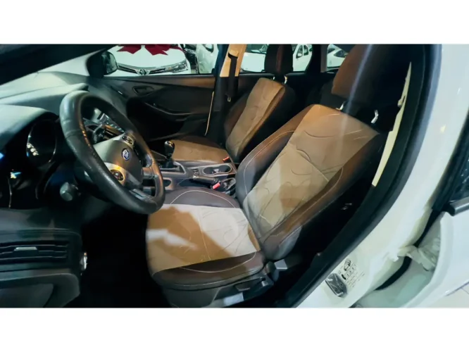 FORD Focus Hatch 1.6 16V 4P SE FLEX, Foto 10