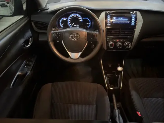 TOYOTA Yaris Sedan 1.5 16V 4P FLEX XL, Foto 12