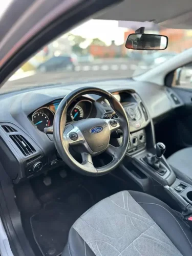FORD Focus Hatch 1.6 16V 4P SE FLEX, Foto 7