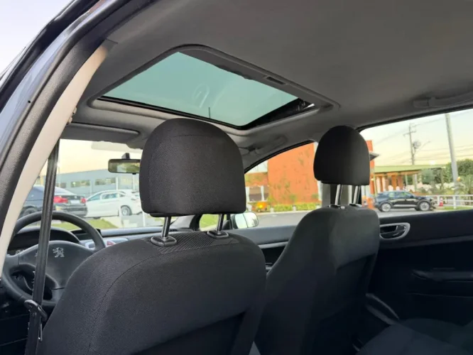 PEUGEOT 307 Hatch 1.6 16V 4P PRESENCE PACK, Foto 3