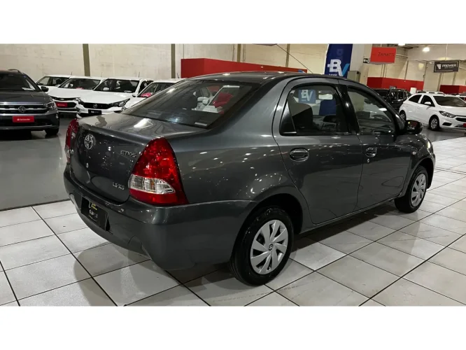 TOYOTA Etios Sedan 1.5 16V 4P FLEX XS, Foto 4