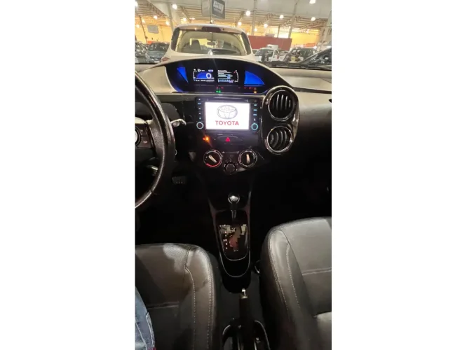 TOYOTA Etios Hatch 1.5 16V 4P FLEX PLATINUM AUTOMTICO, Foto 7