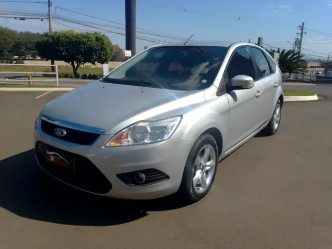 FORD Focus Hatch 1.6 4P GLX FLEX, Foto 1