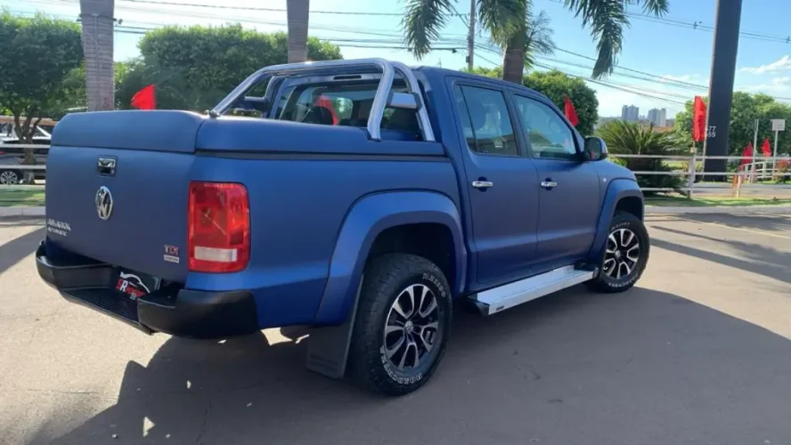 VOLKSWAGEN Amarok 2.0 16V 4X4 CABINE DUPLA HIGHLINE TURBO INTERCOOLER AUTOM�TICO, Foto 4