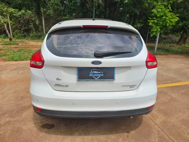 FORD Focus Hatch 2.0 16V 4P TITANIUM PLUS FLEX, Foto 4