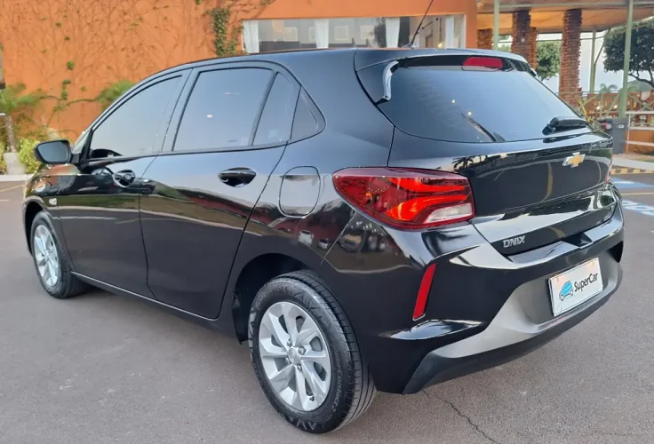 CHEVROLET Onix Hatch 1.0 4P FLEX LT2, Foto 4
