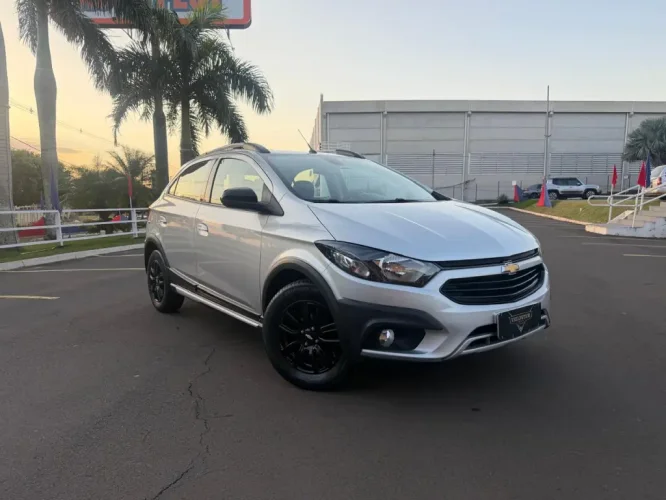 CHEVROLET Onix Hatch 1.4 4P FLEX ACTIV AUTOM�TICO, Foto 1