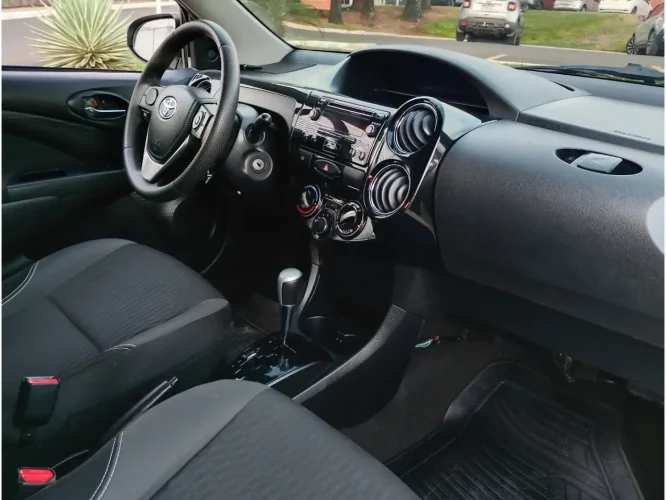 TOYOTA Etios Sedan 1.5 16V 4P FLEX X PLUS AUTOM�TICO, Foto 7