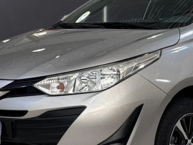 TOYOTA Yaris Sedan 1.5 16V 4P FLEX XL LIVE MULTIDRIVE AUTOM�TICO CVT, Foto 2