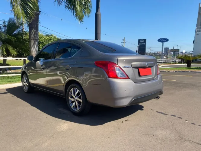 NISSAN Versa Sedan 1.6 16V 4P FLEX SL, Foto 9