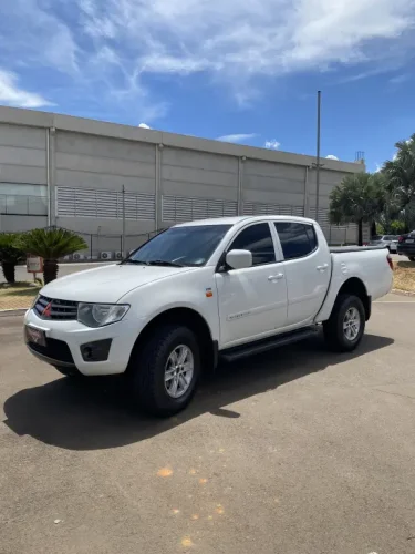 MITSUBISHI L 200 Triton 3.2 16V GL 4X4 CABINE DUPLA TURBO DIESEL INTERCOOLER, Foto 5