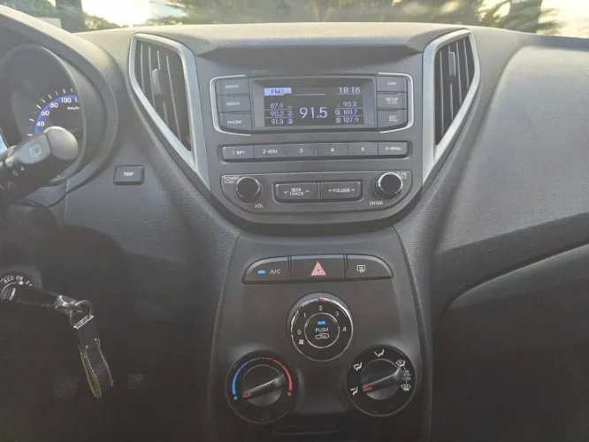 HYUNDAI HB 20 Hatch 1.0 12V 4P FLEX UNIQUE, Foto 11