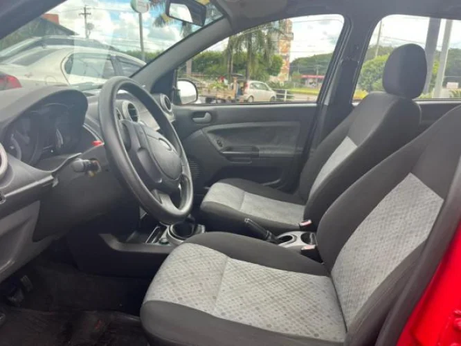 FORD Fiesta Hatch 1.6, Foto 9
