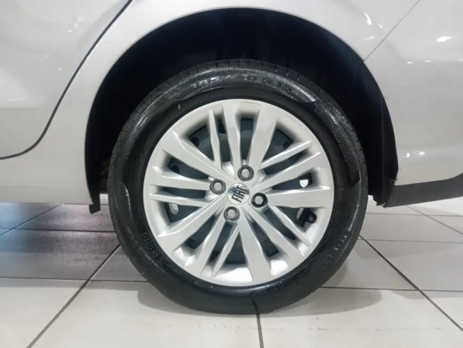 FIAT Cronos 1.3 4P FLEX DRIVE AUTOM�TICO CVT, Foto 7