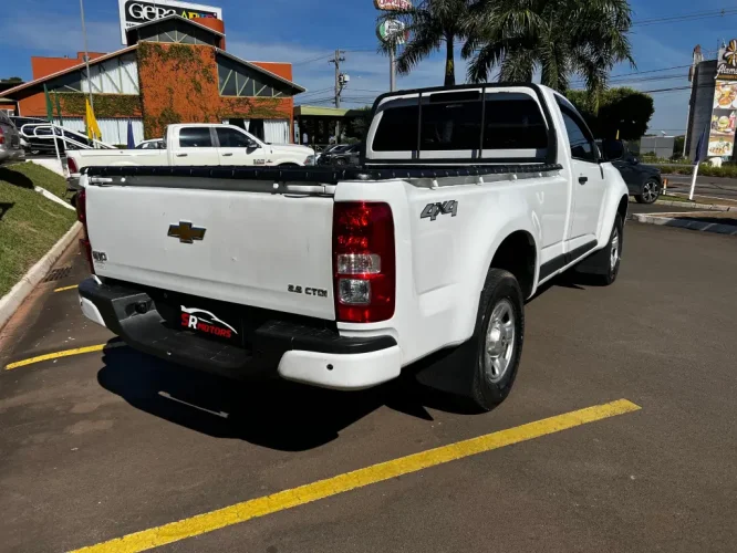 CHEVROLET S10 2.8 16V LS CABINE SIMPLES 4X4 TURBO DIESEL, Foto 4