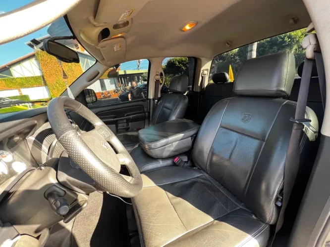DODGE Ram 5.9 I6 24V 2500 SLT CABINE DUPLA TURBO DIESEL 4X4 AUTOM�TICO, Foto 2