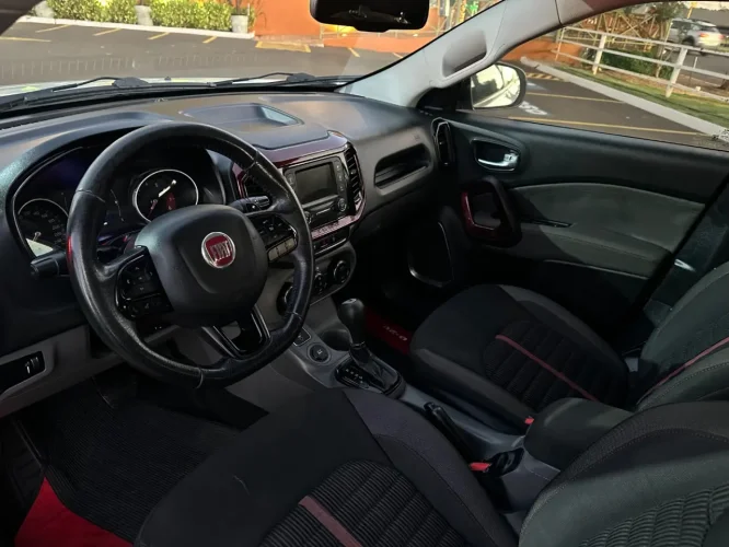 FIAT Toro 1.8 16V 4P FLEX FREEDOM ROAD AUTOMTICO, Foto 6