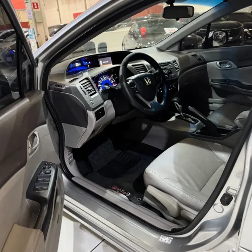 HONDA Civic 1.8 16V 4P FLEX LXS AUTOM�TICO, Foto 9