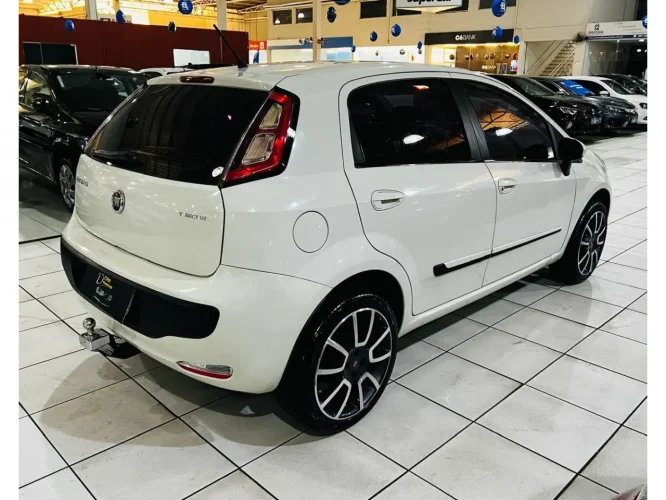 FIAT Punto 1.4 4P ATTRACTIVE FLEX, Foto 4