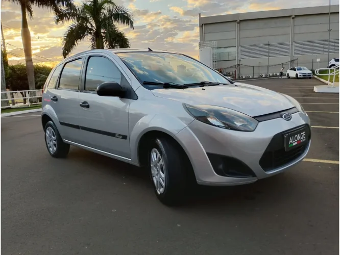 FORD Fiesta Hatch 1.6 4P FLEX, Foto 2