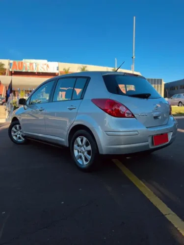 NISSAN Tiida Hatch 1.8 16V S 4P, Foto 12