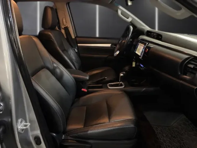 TOYOTA Hilux Caminhonete 2.7 16V 4P SRV FLEX CABINE DUPLA AUTOM�TICO, Foto 8