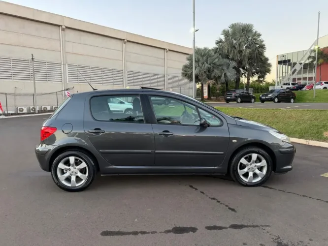PEUGEOT 307 Hatch 1.6 16V 4P PRESENCE PACK, Foto 10