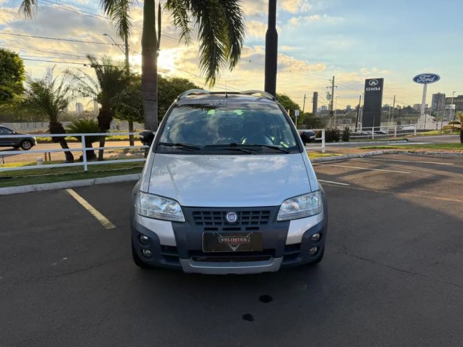 FIAT Idea 1.8 16V 4P ADVENTURE FLEX LOCKER, Foto 2