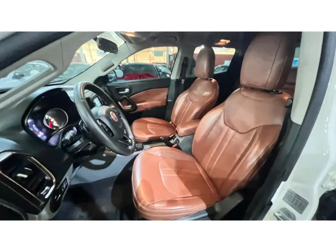 FIAT Toro 2.0 16V 4P VOLCANO 4WD TURBO DIESEL AUTOMTICO, Foto 8