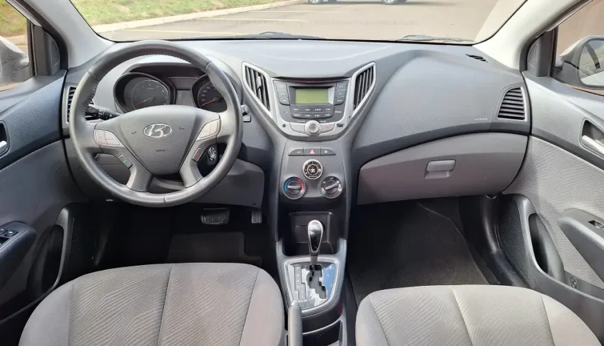 HYUNDAI HB 20 Sedan 1.6 16V 4P FLEX COMFORT STYLE AUTOM�TICO, Foto 7