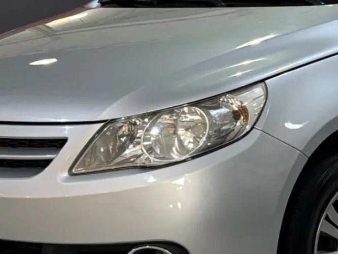 VOLKSWAGEN Voyage 1.0 4P FLEX, Foto 2