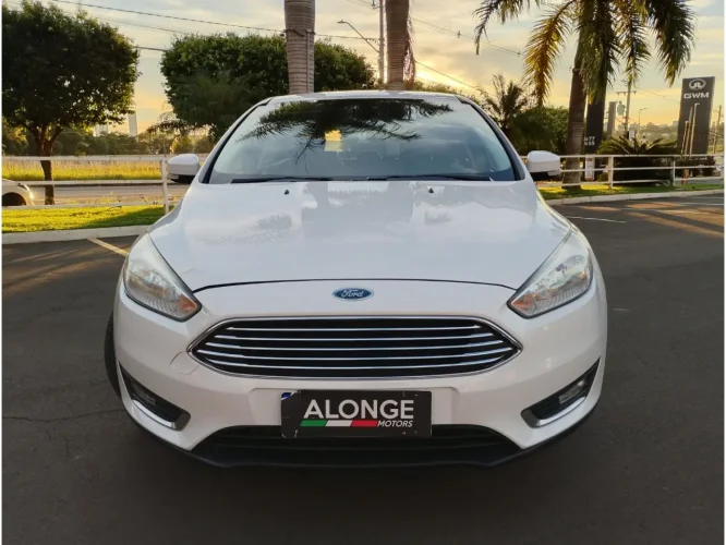 FORD Focus Hatch 2.0 16V 4P FLEX TITANIUM AUTOM�TICO, Foto 2