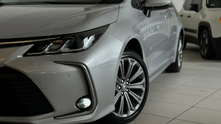 TOYOTA Corolla 2.0 16V 4P FLEX XEI DIRECT SHIFT AUTOMTICO CVT, Foto 8