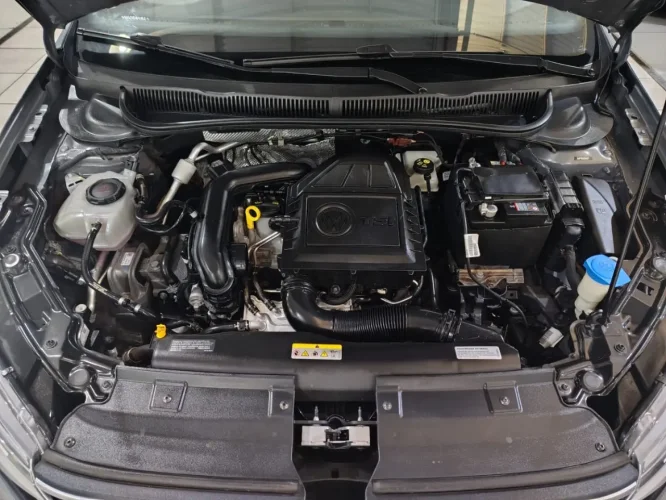 VOLKSWAGEN Nivus 1.0 4P FLEX 200 TSI HIGHLINE TURBO AUTOM�TICO, Foto 9