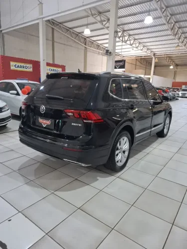 VOLKSWAGEN Tiguan 1.4 250 TSI TOTAL FLEX ALLSPACE COMFORTLINE TURBO AUTOM�TICO TIPTRONIC, Foto 4