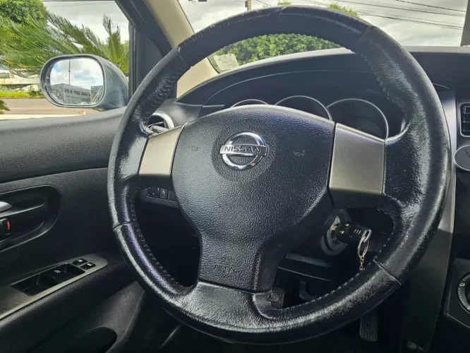 NISSAN Livina 1.6 16V 4P S X-GEAR FLEX, Foto 8