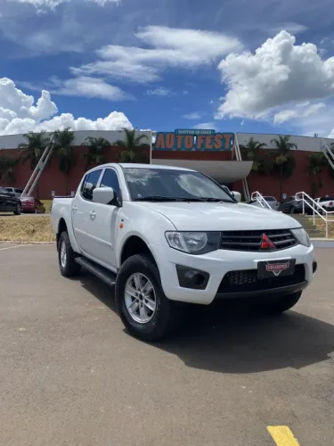 MITSUBISHI L 200 Triton 3.2 16V GL 4X4 CABINE DUPLA TURBO DIESEL INTERCOOLER, Foto 2