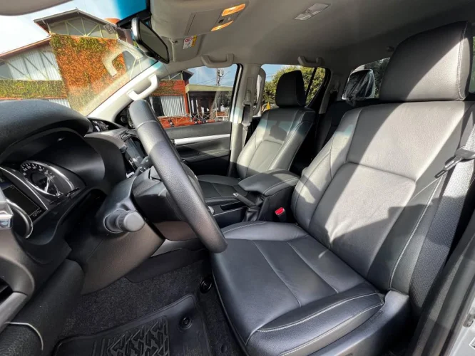 TOYOTA Hilux Caminhonete 2.8 16V SRV 4X4 DIESEL CABINE DUPLA AUTOM�TICO, Foto 8