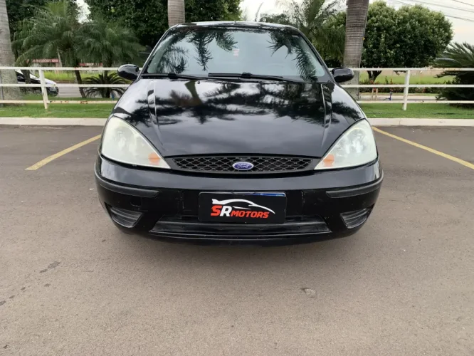 FORD Focus Sedan 1.6 4P GLX, Foto 14