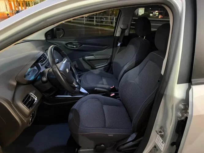 CHEVROLET Onix Hatch 1.4 4P FLEX LT, Foto 10