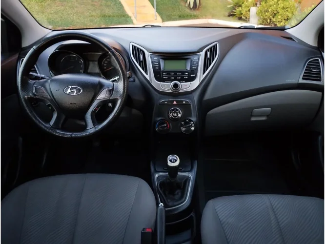 HYUNDAI HB 20 Sedan 1.6 16V 4P FLEX COMFORT PLUS, Foto 7