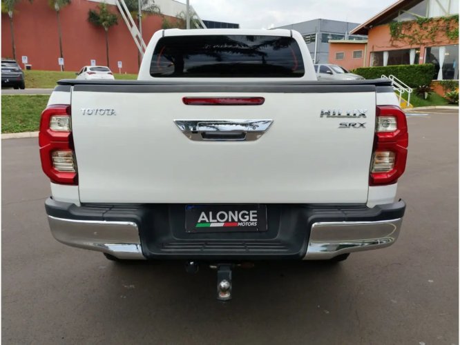 TOYOTA Hilux Caminhonete 2.8 16V SRX 4X4 DIESEL CABINE DUPLA AUTOM�TICO, Foto 4