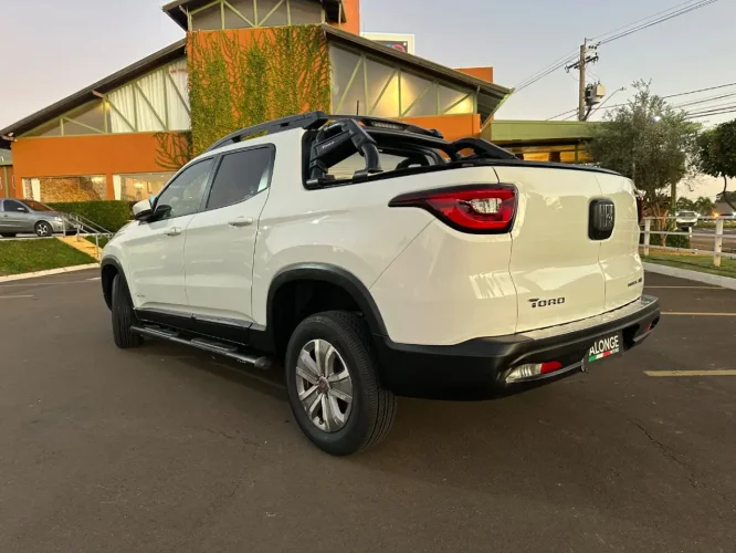 FIAT Toro 1.8 16V 4P FLEX FREEDOM ROAD AUTOMTICO, Foto 4