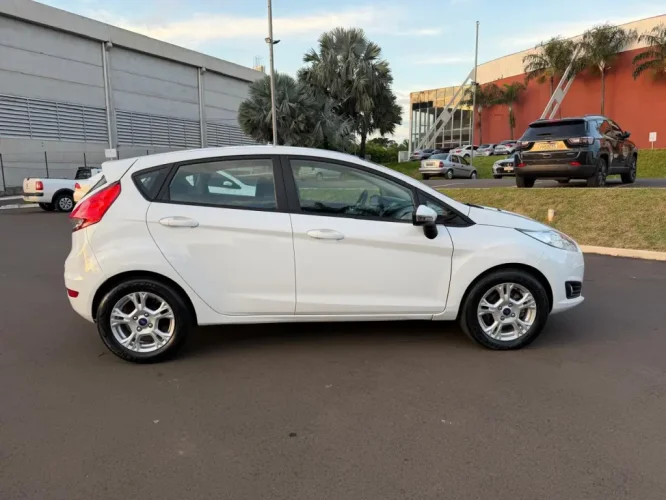 FORD Fiesta Hatch 1.5 16V 4P SE FLEX, Foto 3